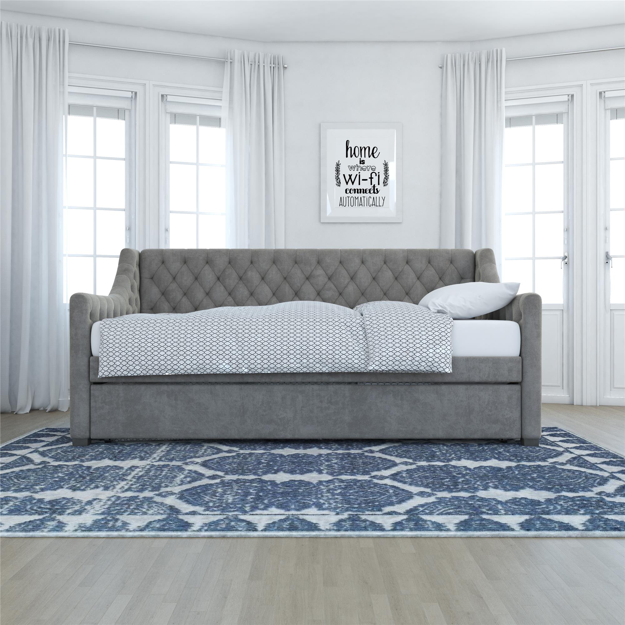 Little seeds daybed with clearance trundle