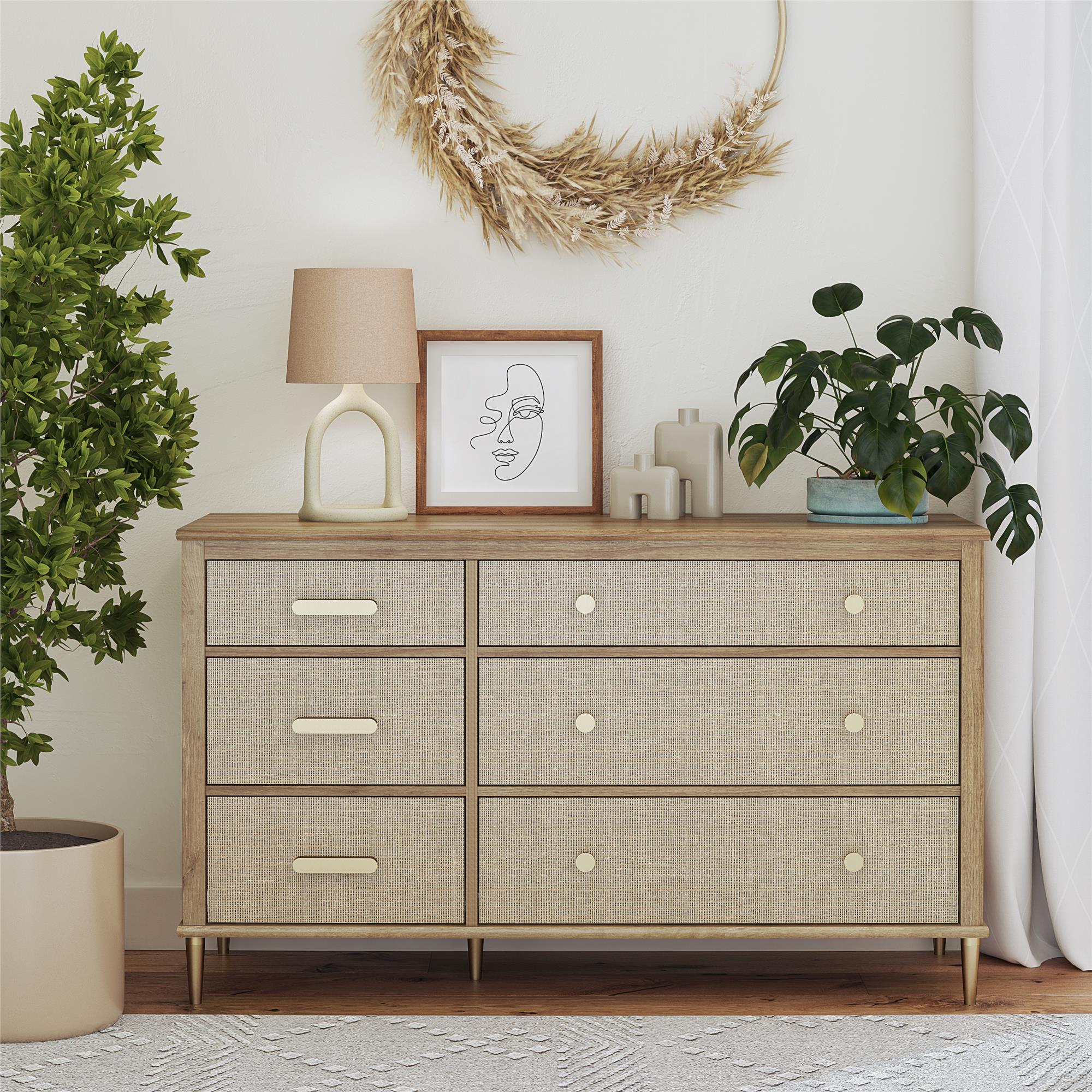 Natural light wood deals dresser