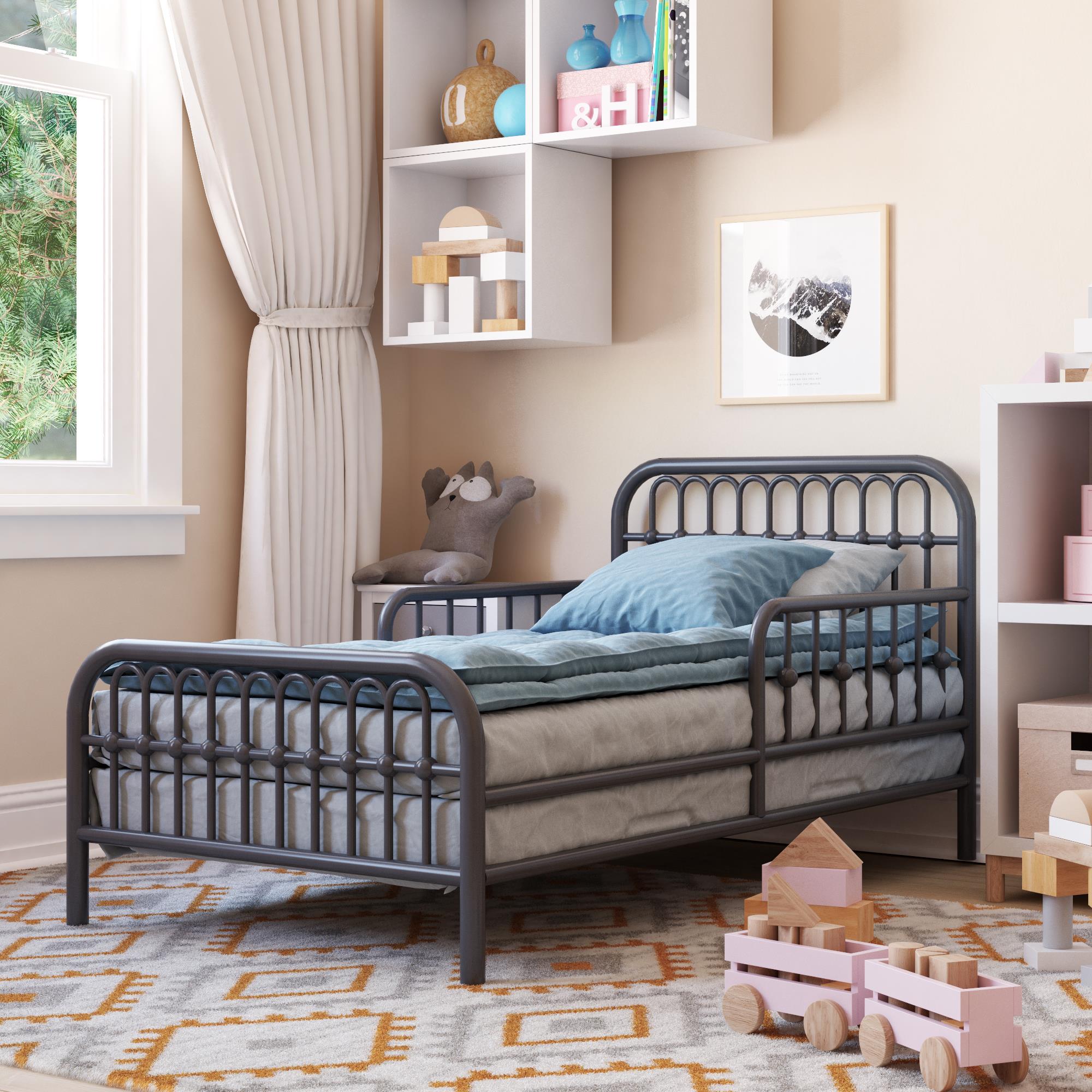 Black 2024 toddler bed